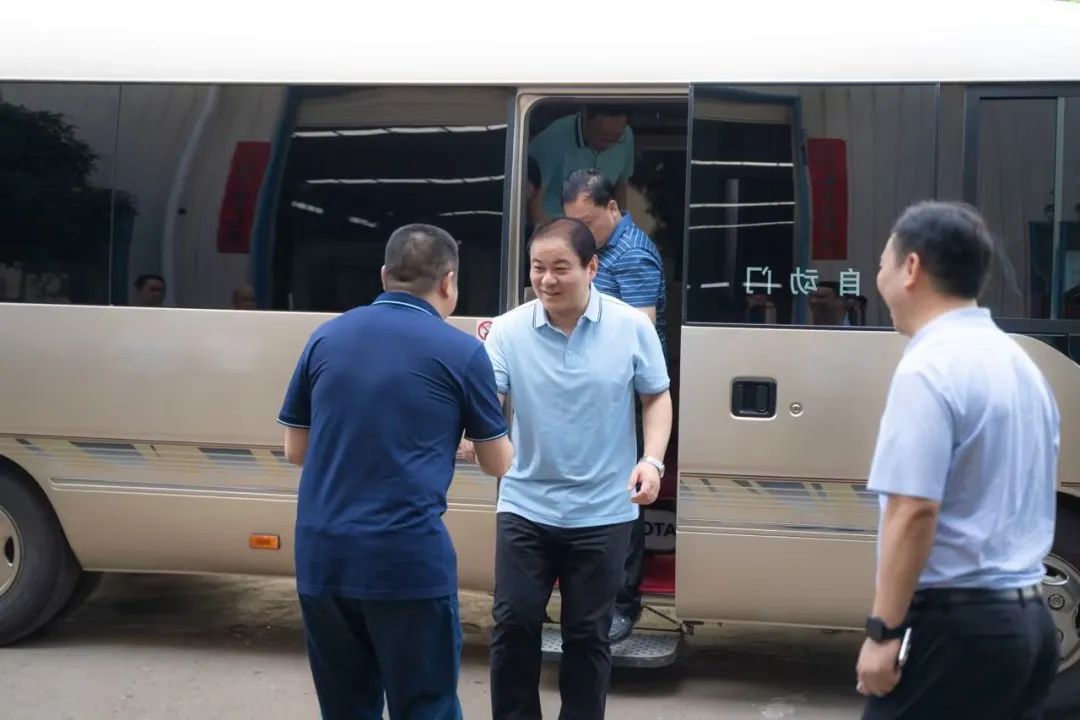 衡陽市委副書記、市長(zhǎng)朱健一行赴朝陽集團(tuán)進(jìn)行考察